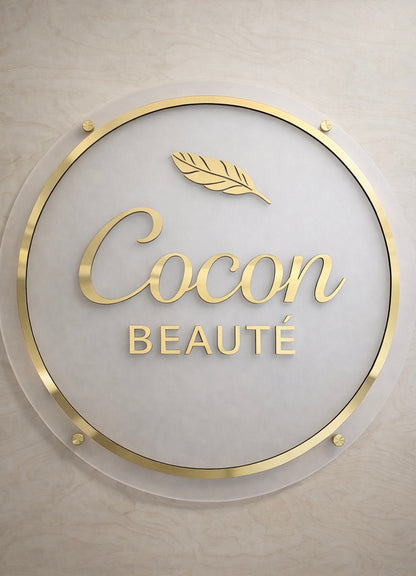 Logo mural professionnel en plexiglas – 3D personnalisé